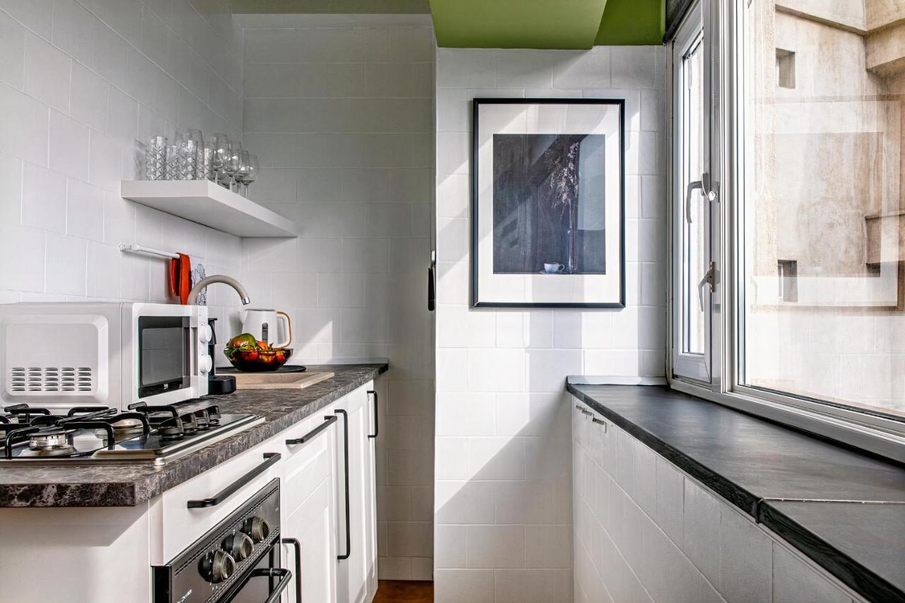 Вілла Designer Flat For 4, Heart Of Bucharest, Kitchen Екстер'єр фото